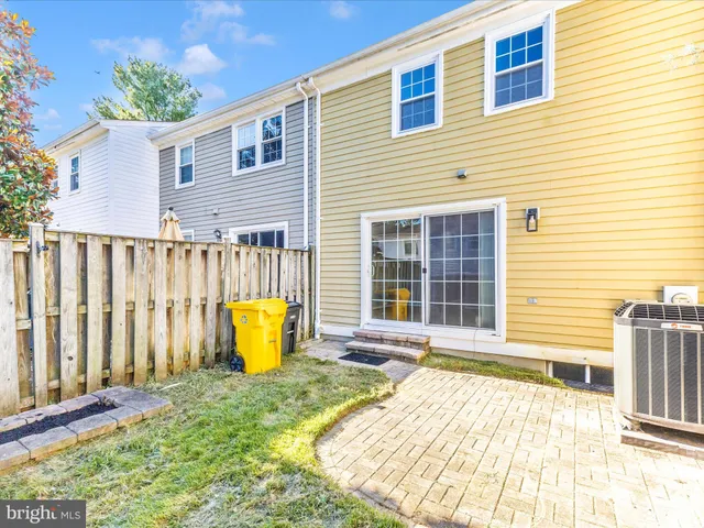 $395,000 | 1804 Aberdeen Circle, Crofton, MD 21114