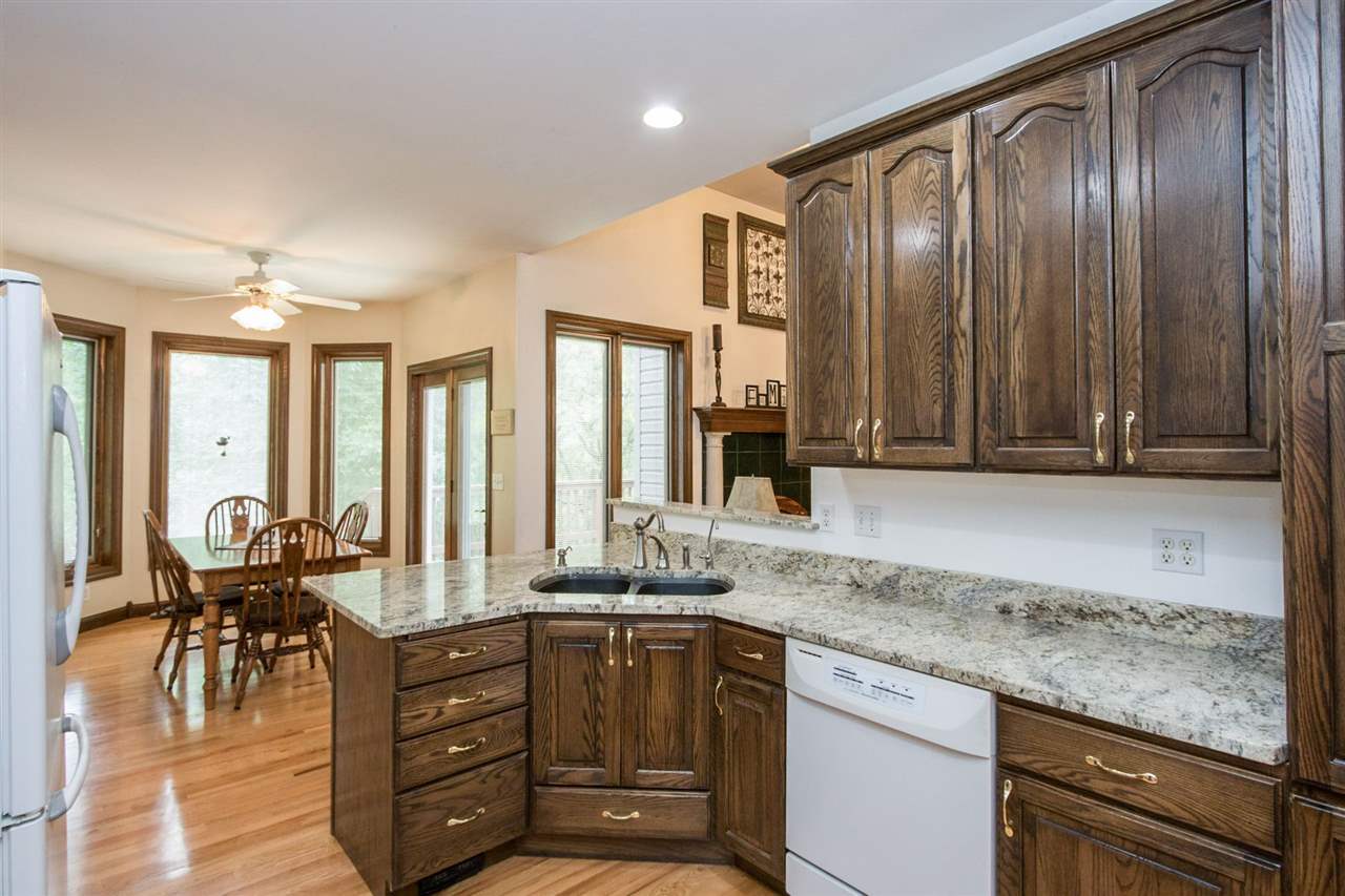 1477 Seneca Road Northwest Swisher, IA 52338 - Photo 11 of 42 Gallery Image 11