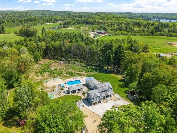 $1,099,900 | 411 Goodrich Street, Lunenburg, MA 01462