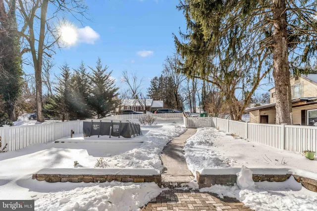 $389,000 | 5012 Erbs Bridge Road, Mechanicsburg, PA 17050