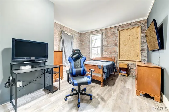 $155,500 | 2116 East John Avenue, St. Louis, MO 63107