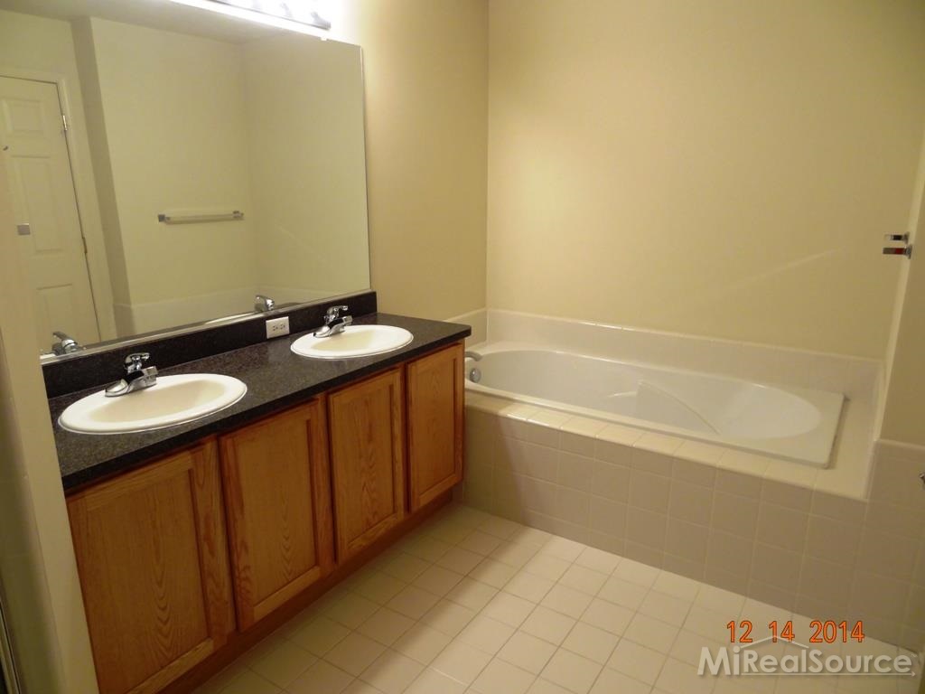 3132 Asher Road, Unit 34 Ann Arbor, MI 48104 - Photo 13 of 16