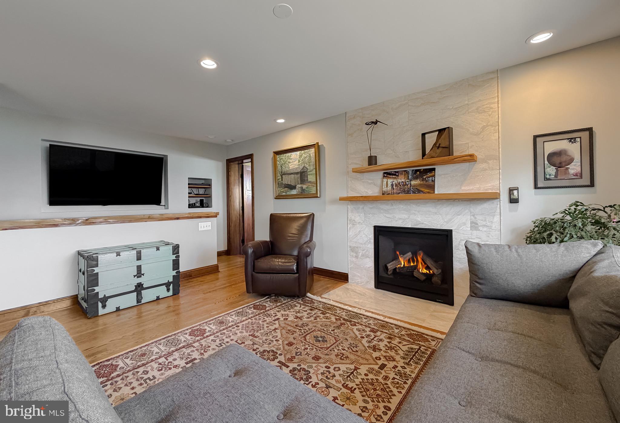 1586 Laurel Road St. Leonard, MD 20685 - Photo 24 of 73 Spacious Living area.