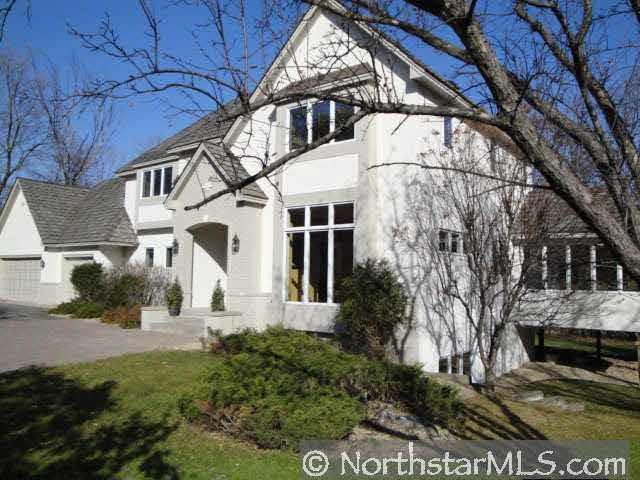 1906 Oakland Road Minnetonka, MN 55305 - Photo 1 of 10 Gallery Image 1
