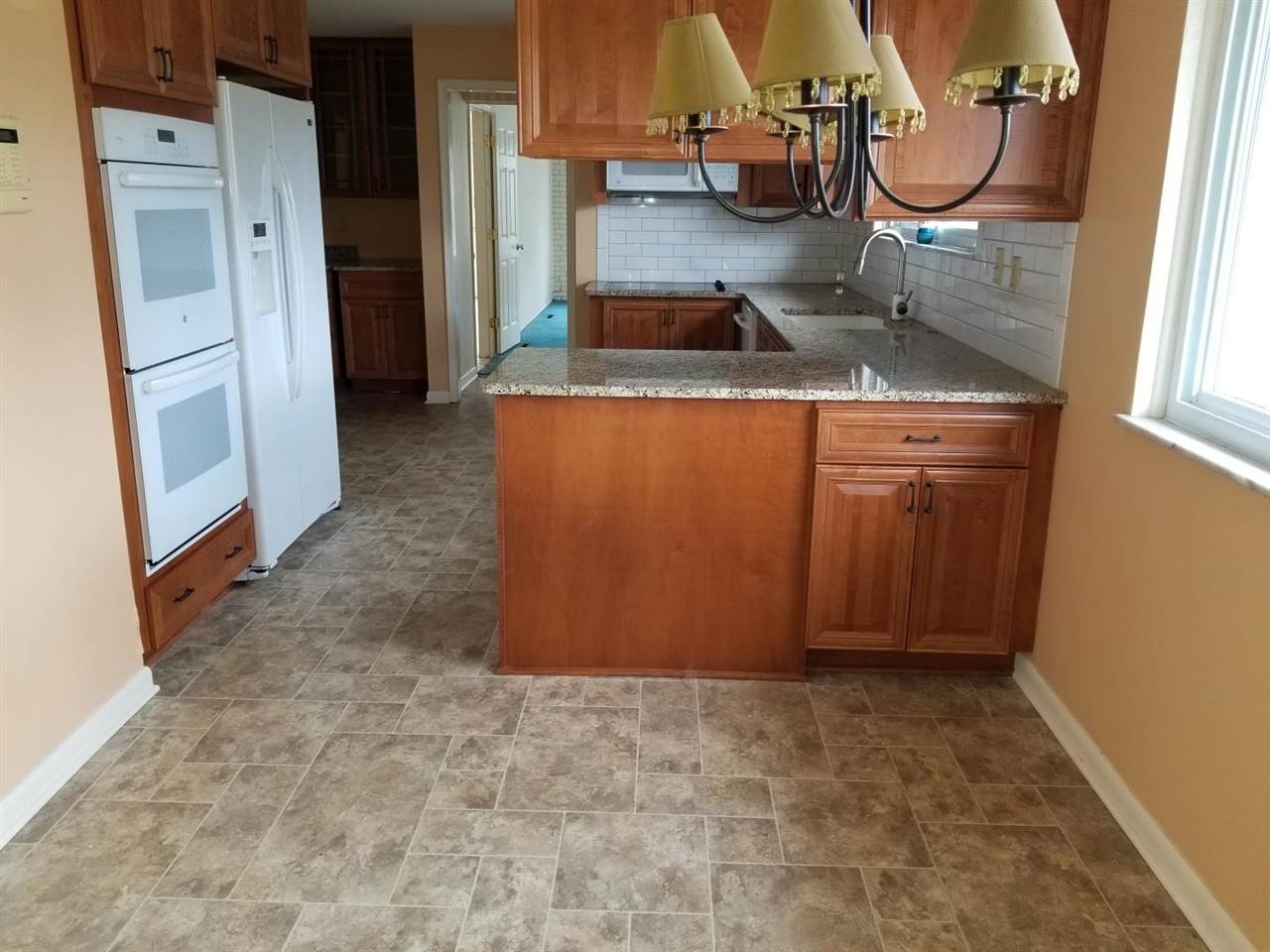 887 Helston Road Bloomfield Hills, MI 48304 - Photo 9 of 23 50068824-8.JPG