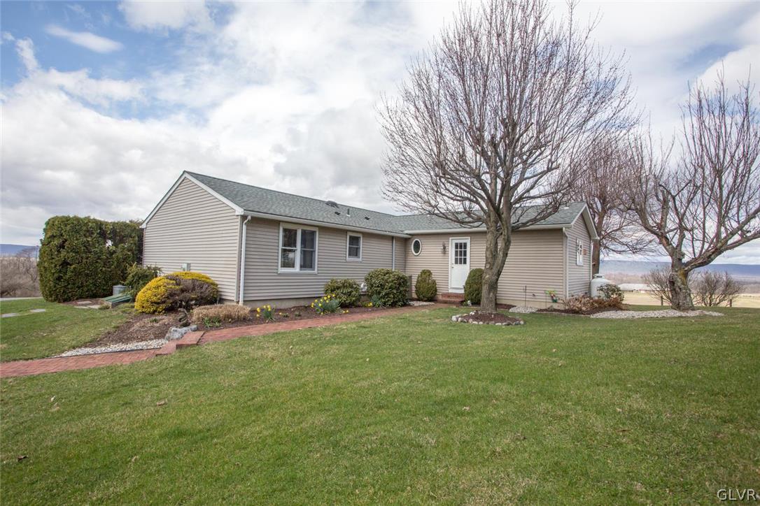 4550 Clover Hollow Road Slatington, PA 18080 - Photo 1 of 27