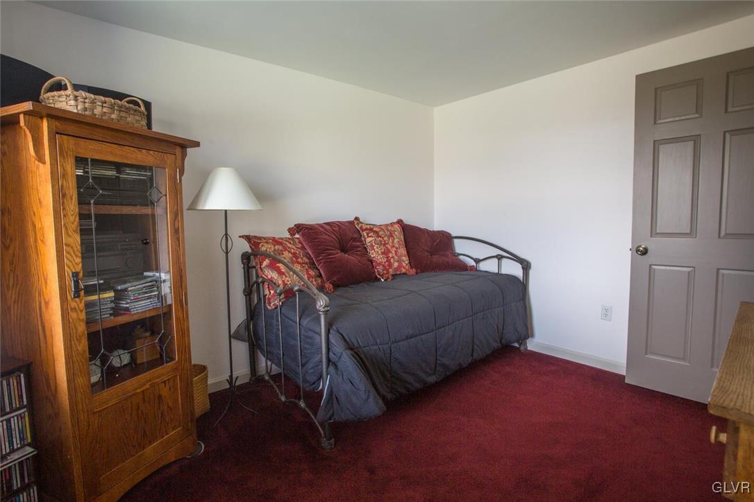 4550 Clover Hollow Road Slatington, PA 18080 - Photo 16 of 27