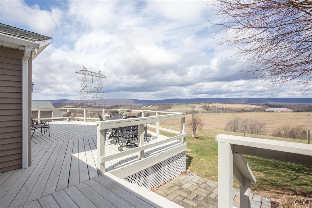 4550 Clover Hollow Road Slatington, PA 18080 - Photo 17 of 27