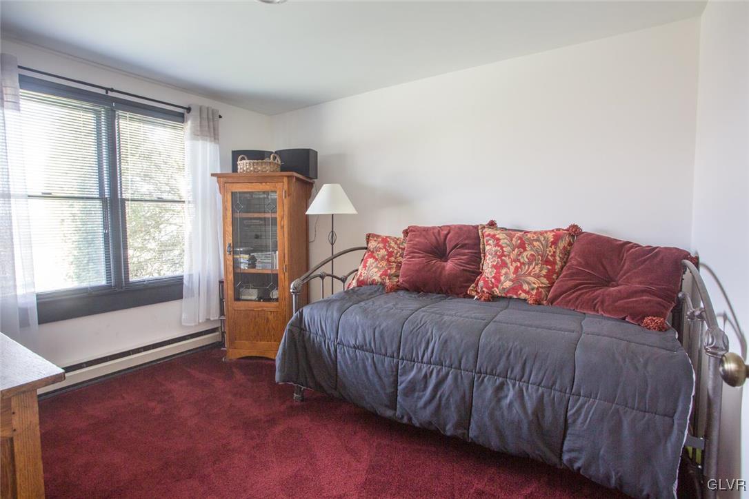 4550 Clover Hollow Road Slatington, PA 18080 - Photo 18 of 27