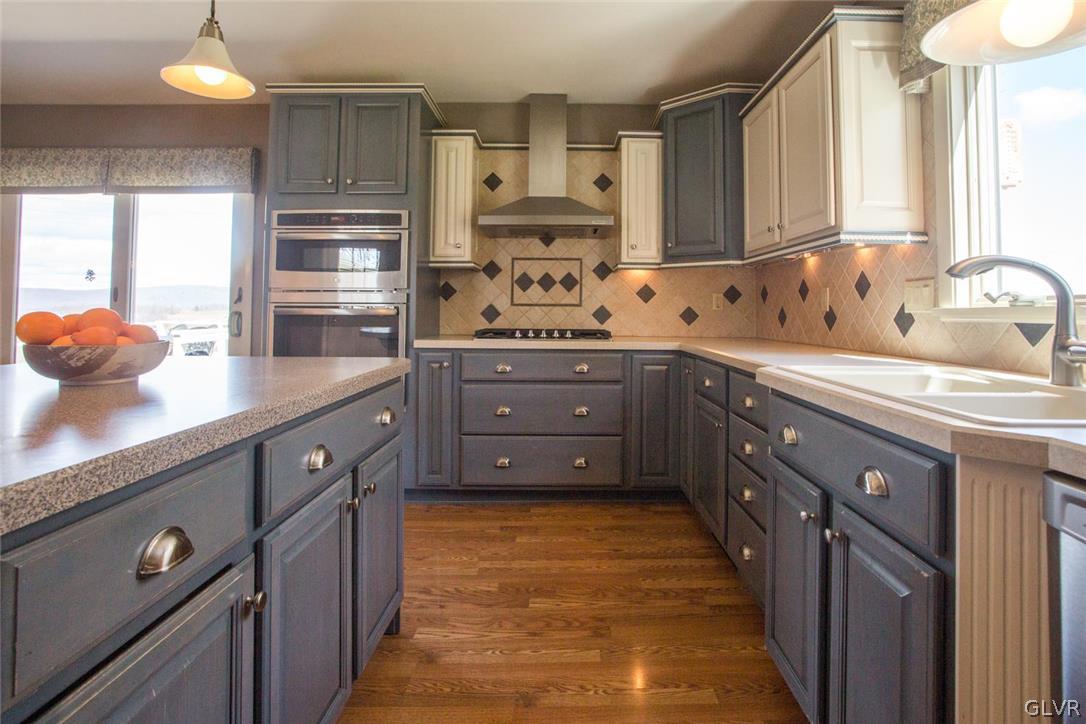4550 Clover Hollow Road Slatington, PA 18080 - Photo 3 of 27