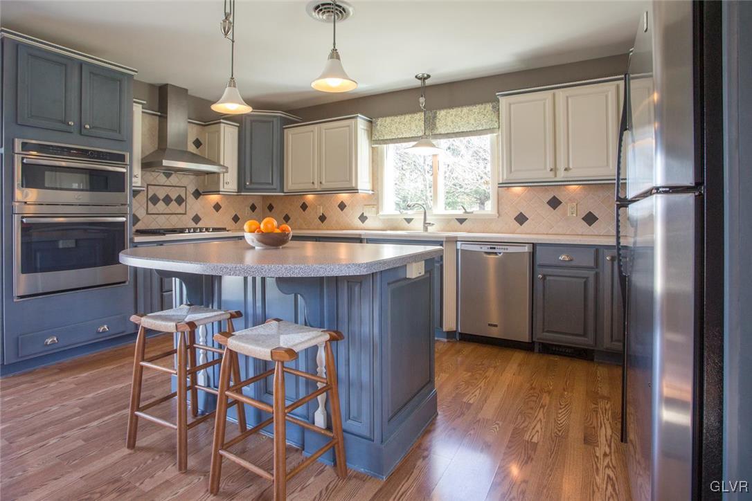 4550 Clover Hollow Road Slatington, PA 18080 - Photo 4 of 27