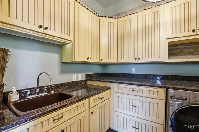 $1,200,000 | 978 South 1200 East, Eden, ID 83325