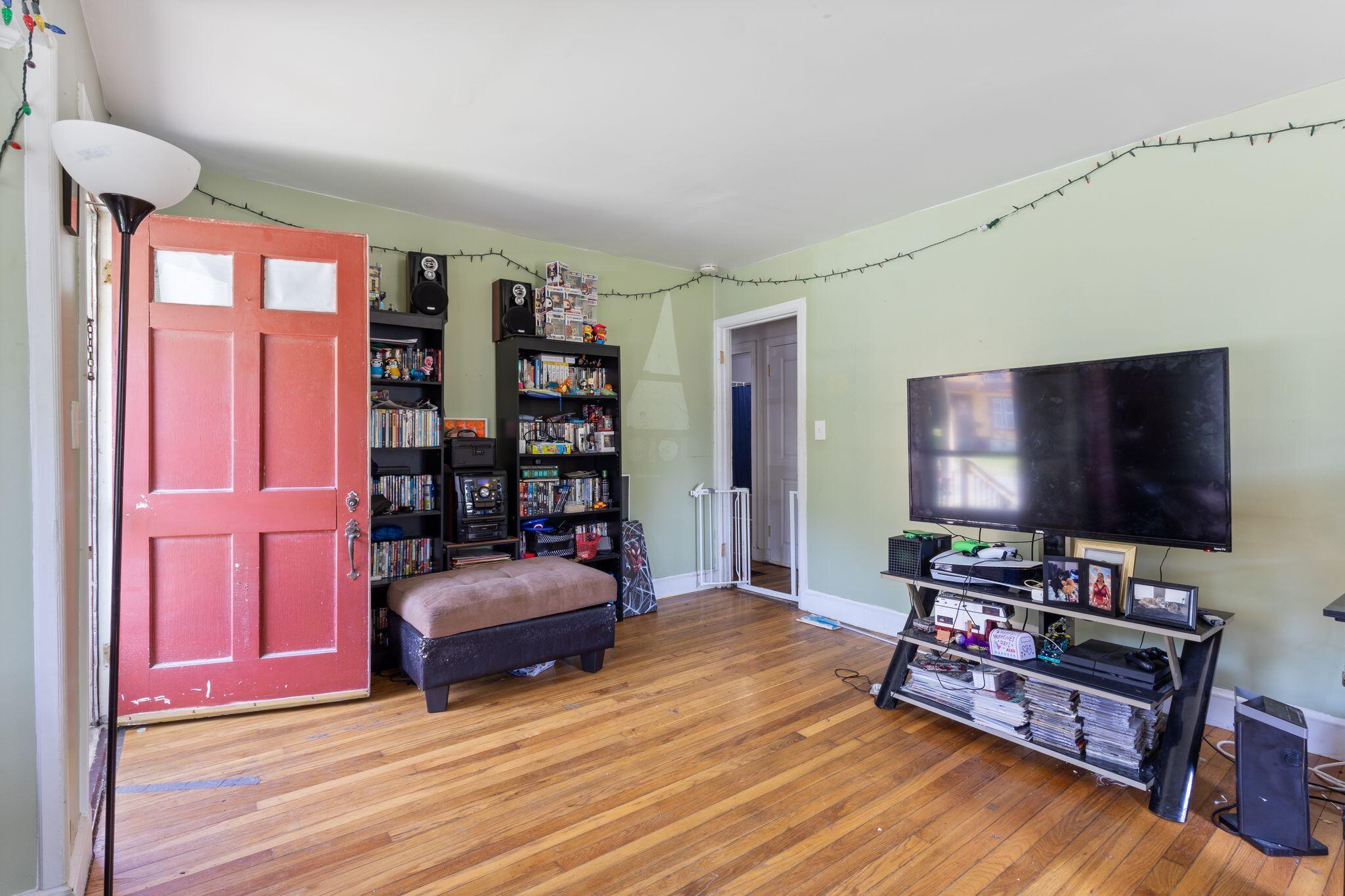 55 High Street Waterville, ME 04901 - Photo 12 of 31 Family Room