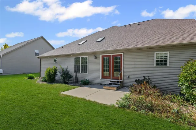 $365,000 | 1012 Waters Edge Road, Champaign, IL 61822