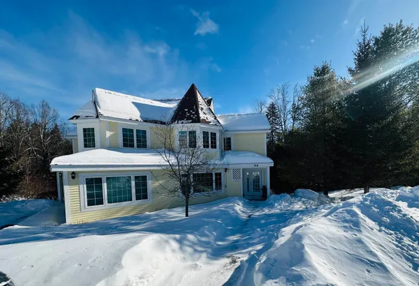 $569,000 | 39 B Kingswood Road, West Dover, VT 05356