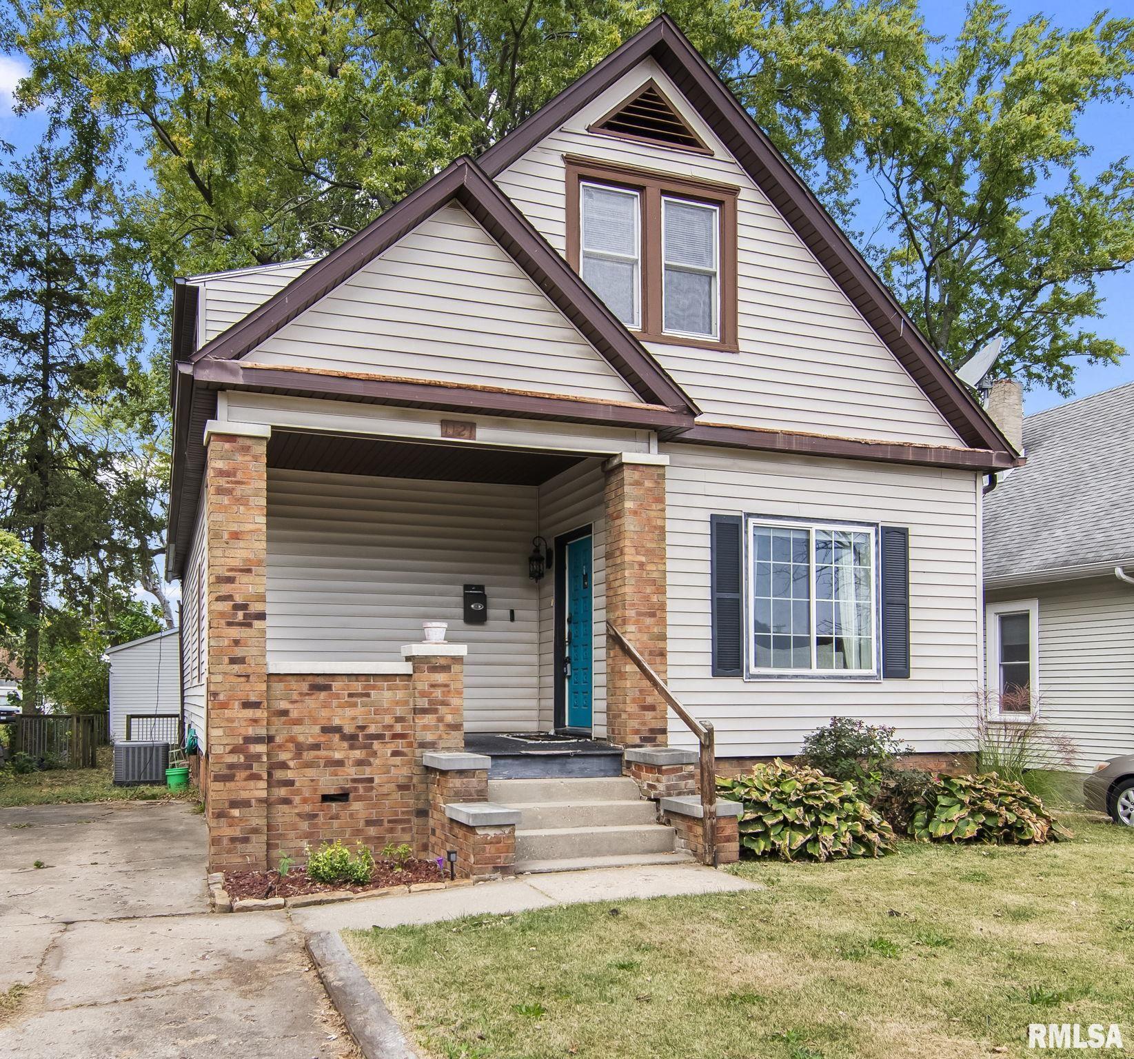 1121 North Walnut Street Springfield, IL 62702 - Photo 3 of 33