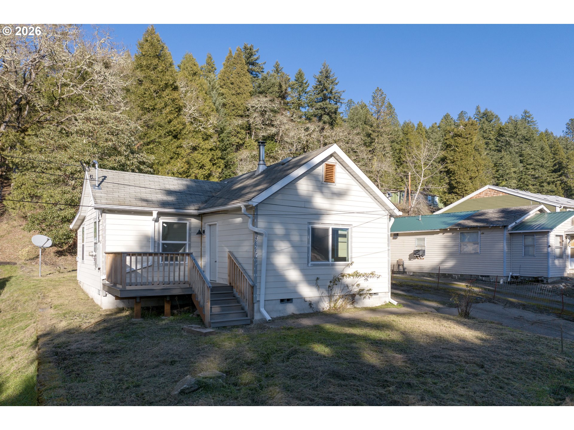 48247 East 2nd Street Oakridge, OR 97463 - Photo 6 of 32