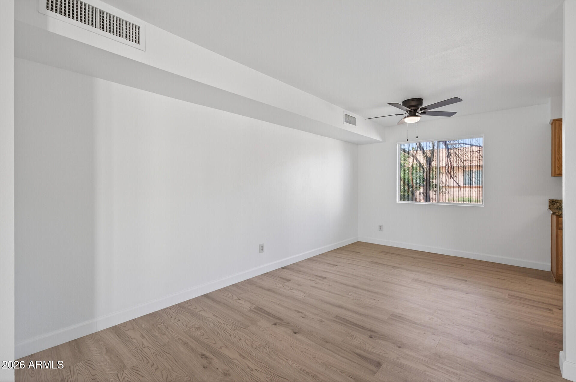 2822 East Yucca Street Phoenix, AZ 85028 - Photo 11 of 53 2822 E Yucca Street