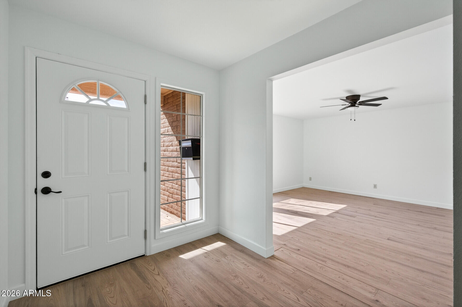 2822 East Yucca Street Phoenix, AZ 85028 - Photo 5 of 53 2822 E Yucca Street