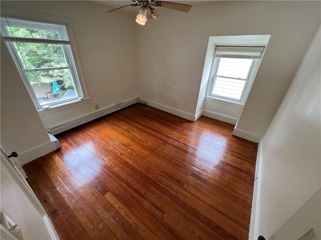 37 Rhodes Avenue Cranston, RI 02905 - Photo 11 of 17 Gallery Image 11