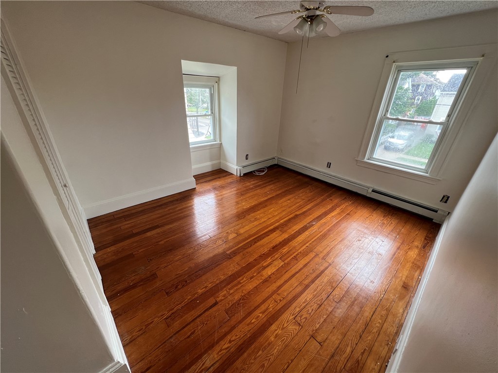 37 Rhodes Avenue Cranston, RI 02905 - Photo 9 of 17 Gallery Image 9