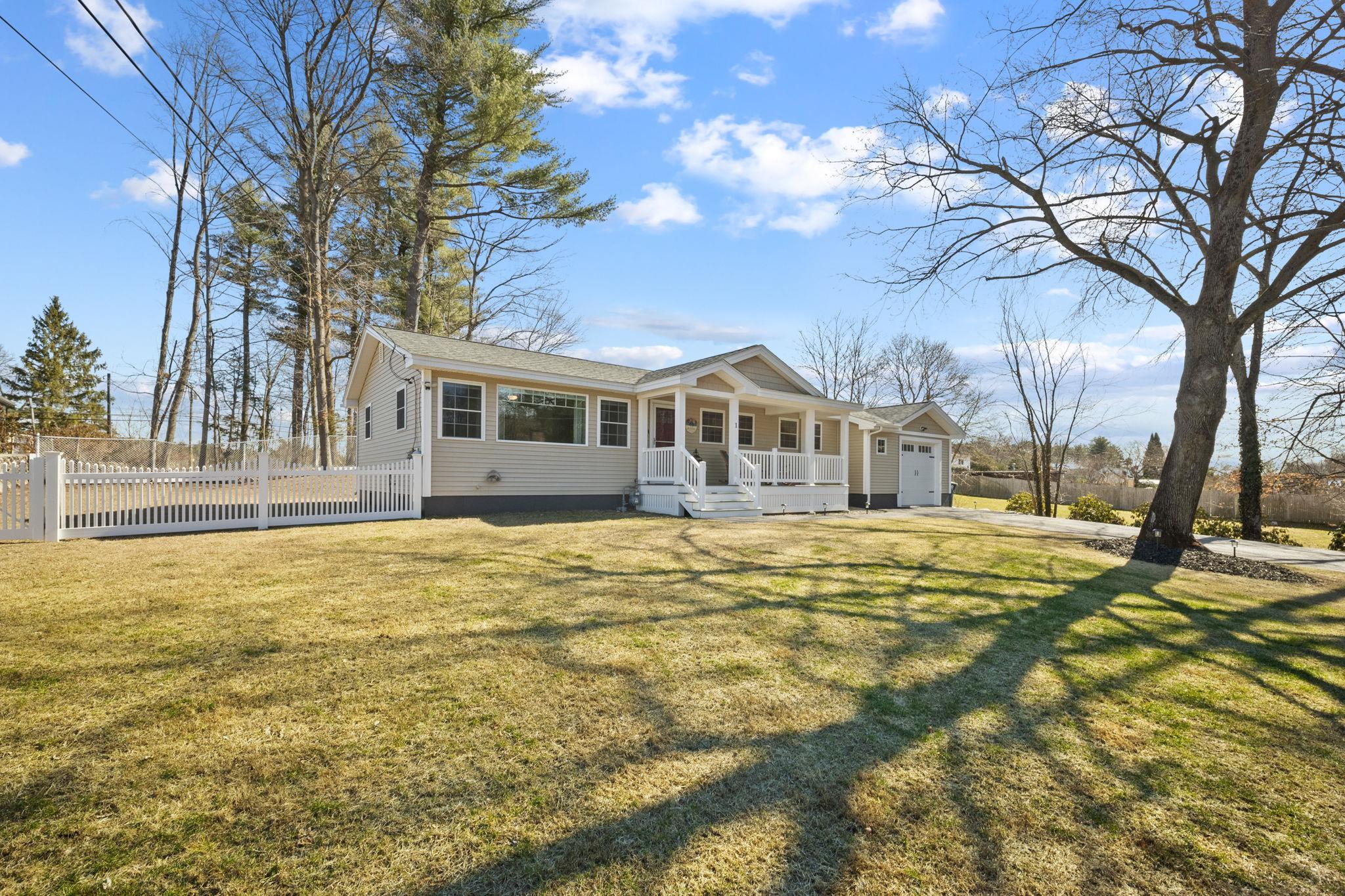 1 Oldfield Road Nashua, NH 03060 - Photo 2 of 31 Gallery Image 2