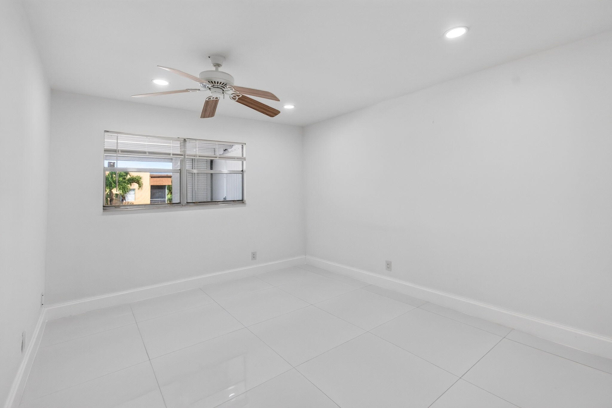 429 Flanders I Delray Beach, FL 33484 - Photo 24 of 84 28-web-or-mls-DSC_1262