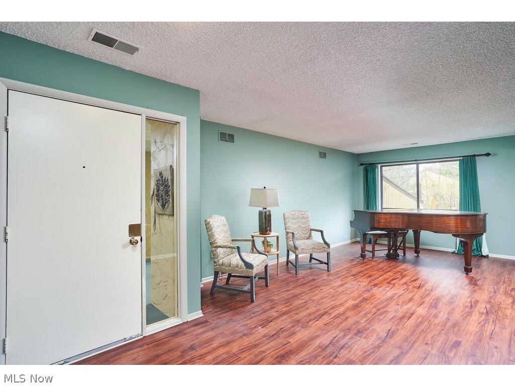 735 Hampton Ridge Drive Akron, OH 44313 - Photo 14 of 27 Gallery Image 14