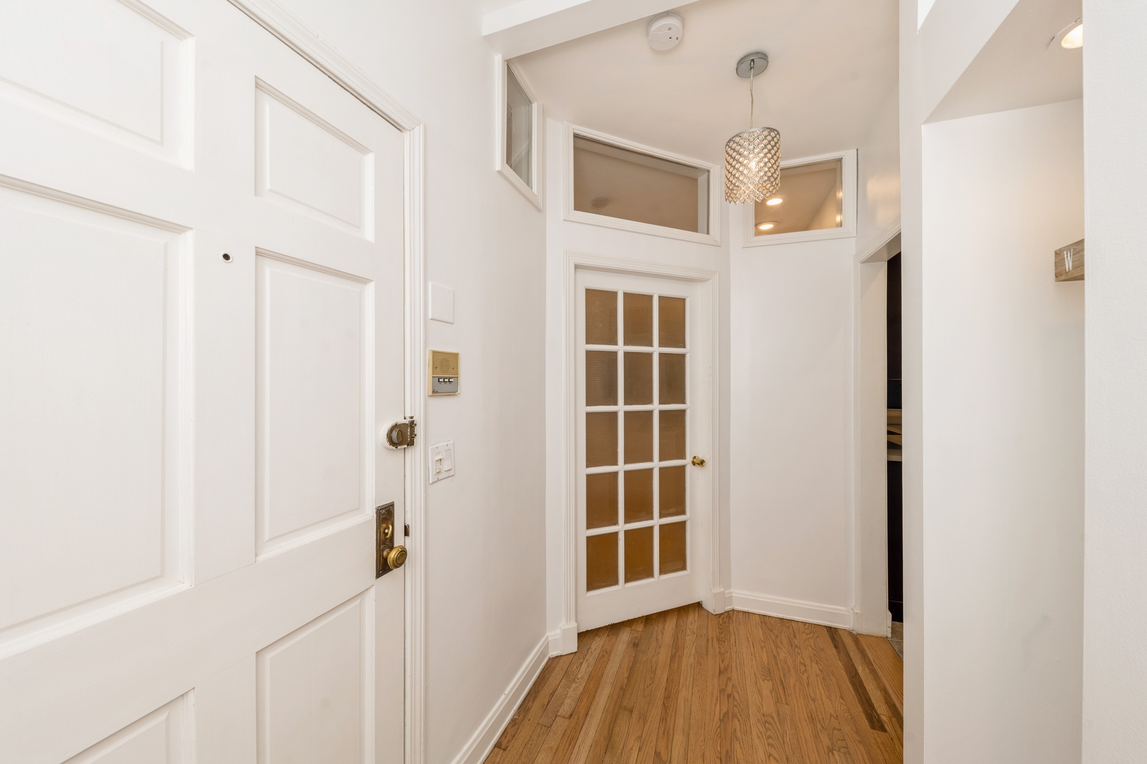 1327 West Addison Street, Unit 2B Chicago, IL 60613 - Photo 2 of 11