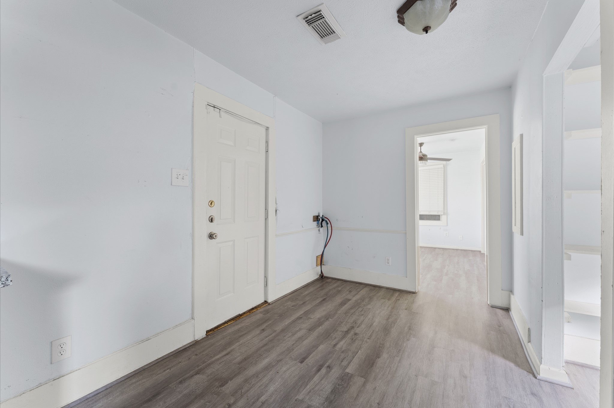 6714 Schuller Road Houston, TX 77093 - Photo 12 of 15