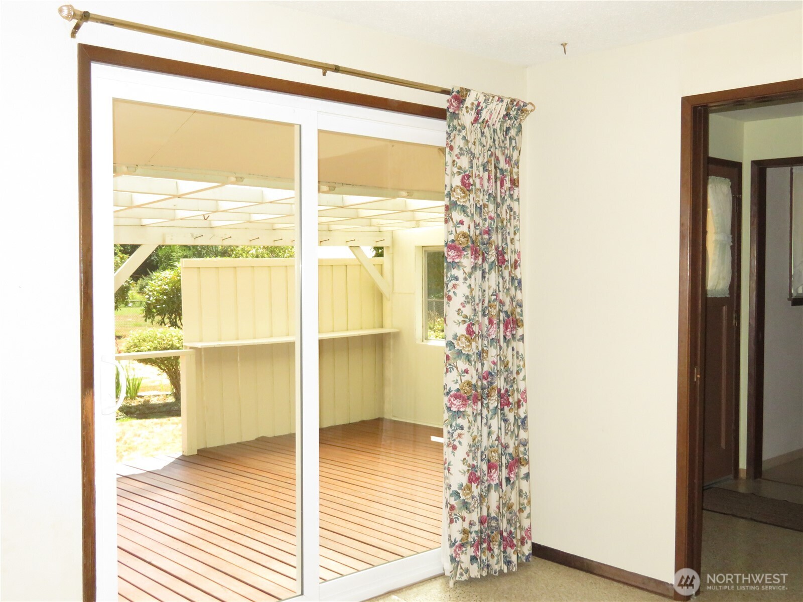 21 Wynoochee Valley Road Montesano, WA 98563 - Photo 23 of 38 a view of a room with window