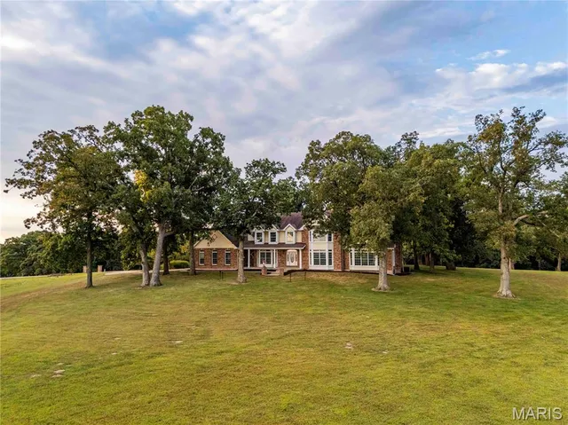 $7,000,000 | 21772 Hwy D, Eolia, MO 63344