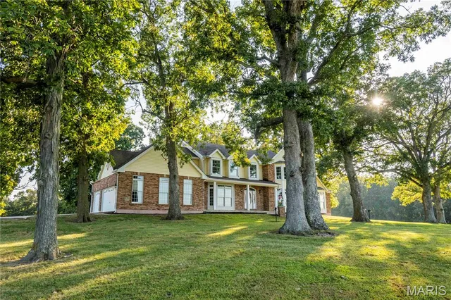 $7,000,000 | 21772 Hwy D, Eolia, MO 63344