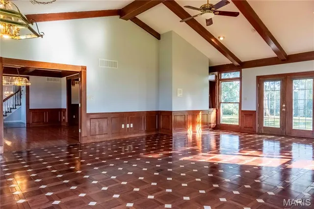 $7,000,000 | 21772 Hwy D, Eolia, MO 63344