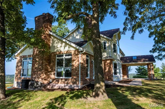 $7,000,000 | 21772 Hwy D, Eolia, MO 63344