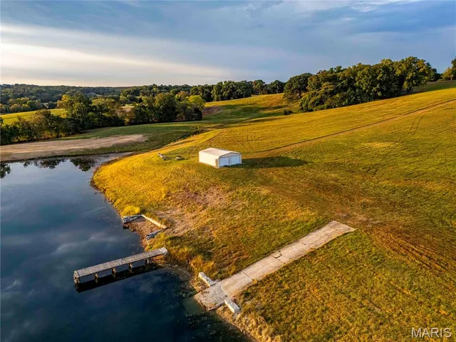 $7,000,000 | 21772 Hwy D, Eolia, MO 63344