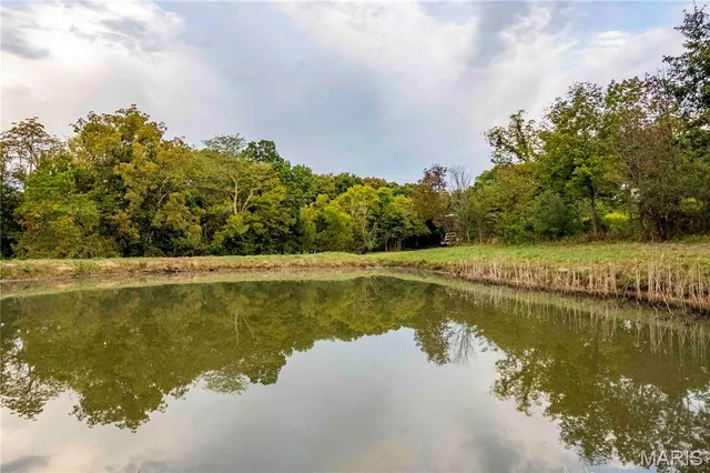 $7,000,000 | 21772 Hwy D, Eolia, MO 63344