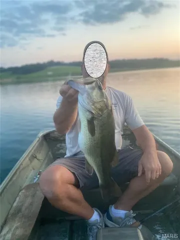 $7,000,000 | 21772 Hwy D, Eolia, MO 63344