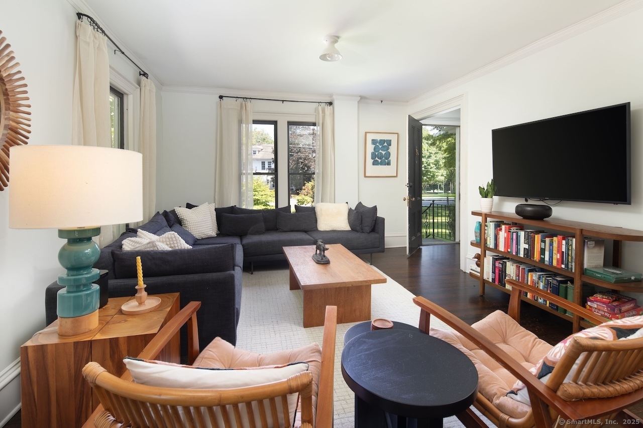 16 Under Mountain Road Salisbury, CT 06068 - Photo 6 of 28