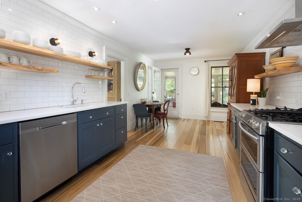 16 Under Mountain Road Salisbury, CT 06068 - Photo 10 of 28