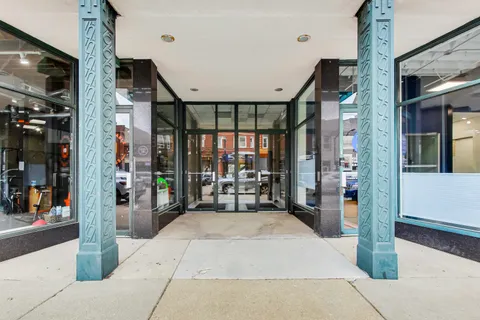 $295,000 | 7509 Madison Street, Unit B3, Forest Park, IL 60130