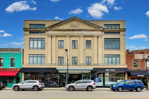$295,000 | 7509 Madison Street, Unit B3, Forest Park, IL 60130