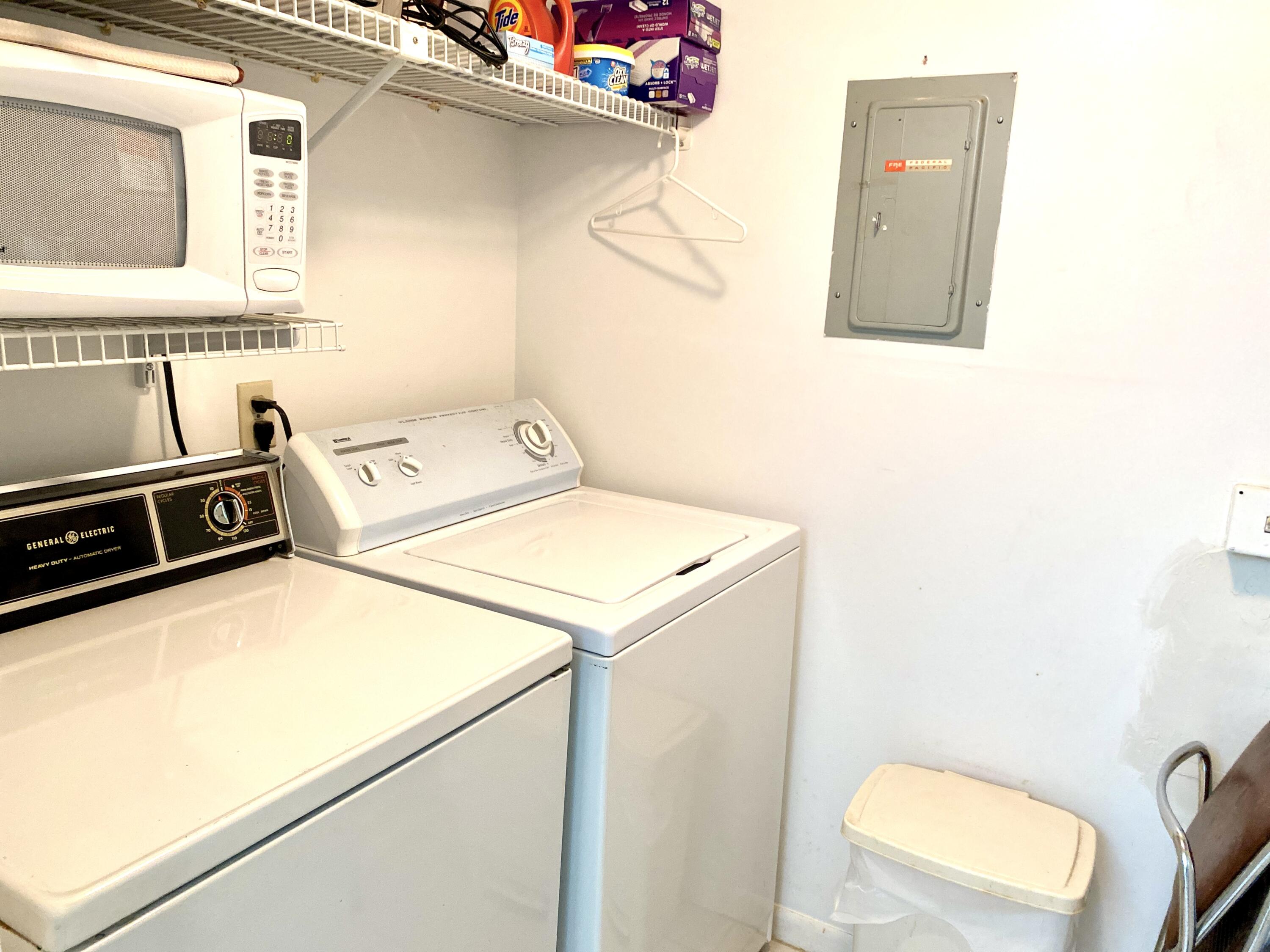 340 Pine Ridge Circle, Unit B2 Greenacres, FL 33463 - Photo 11 of 29 IMG_2079