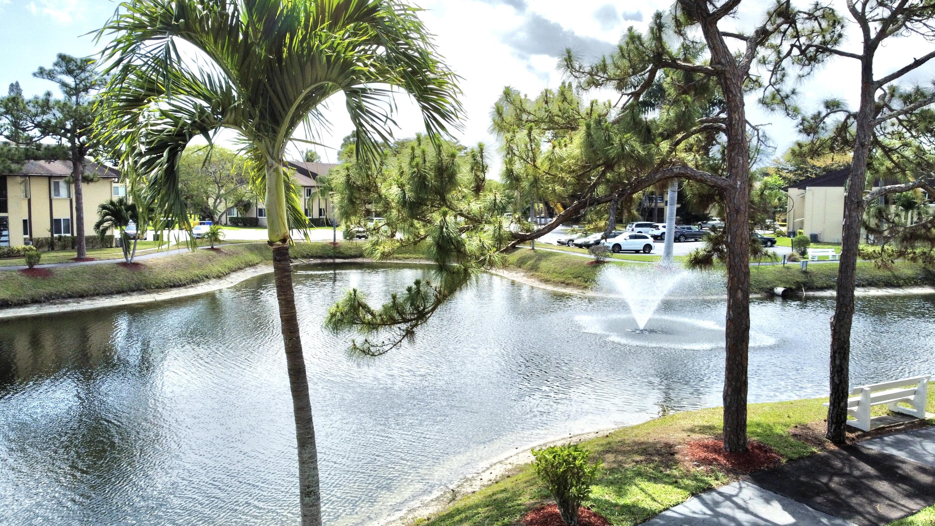 340 Pine Ridge Circle, Unit B2 Greenacres, FL 33463 - Photo 23 of 29 RemoteMediaFile_6553743_0_2022_03_11_12_