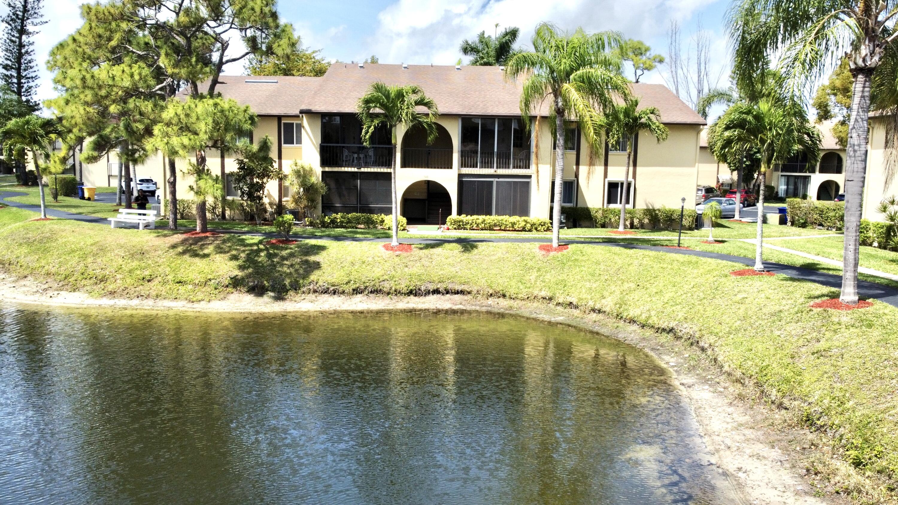 340 Pine Ridge Circle, Unit B2 Greenacres, FL 33463 - Photo 27 of 29 RemoteMediaFile_6553738_0_2022_03_11_12_