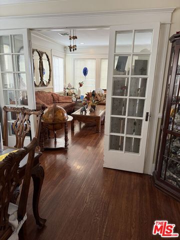 $1,288,000 | 206 North Hobart Boulevard, Los Angeles, CA 90004