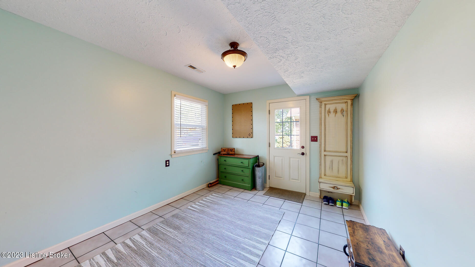 6017 Stone Bluff Road Louisville, KY 40291 - Photo 26 of 65 6017-Stone-Bluff-Rd_026