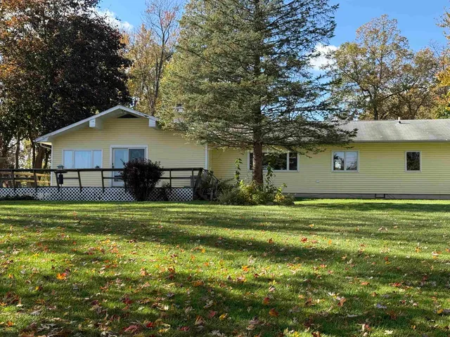 $334,000 | 2680 South 390 West, Pleasant Lake, IN 46779