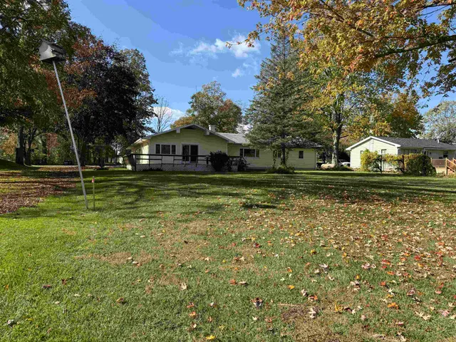 $334,000 | 2680 South 390 West, Pleasant Lake, IN 46779