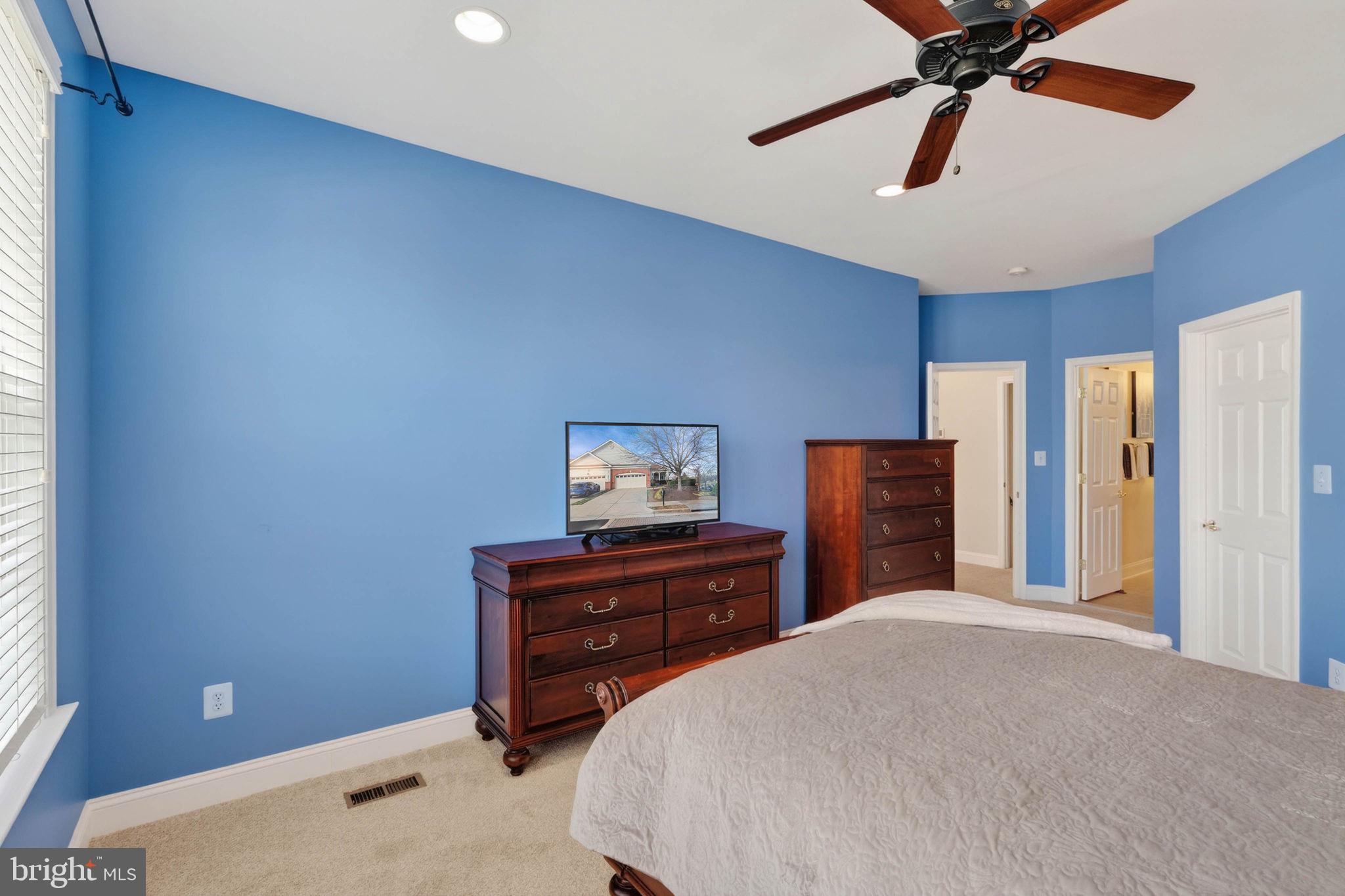 6920 Netherstone Court Gainesville, VA 20155 - Photo 17 of 44